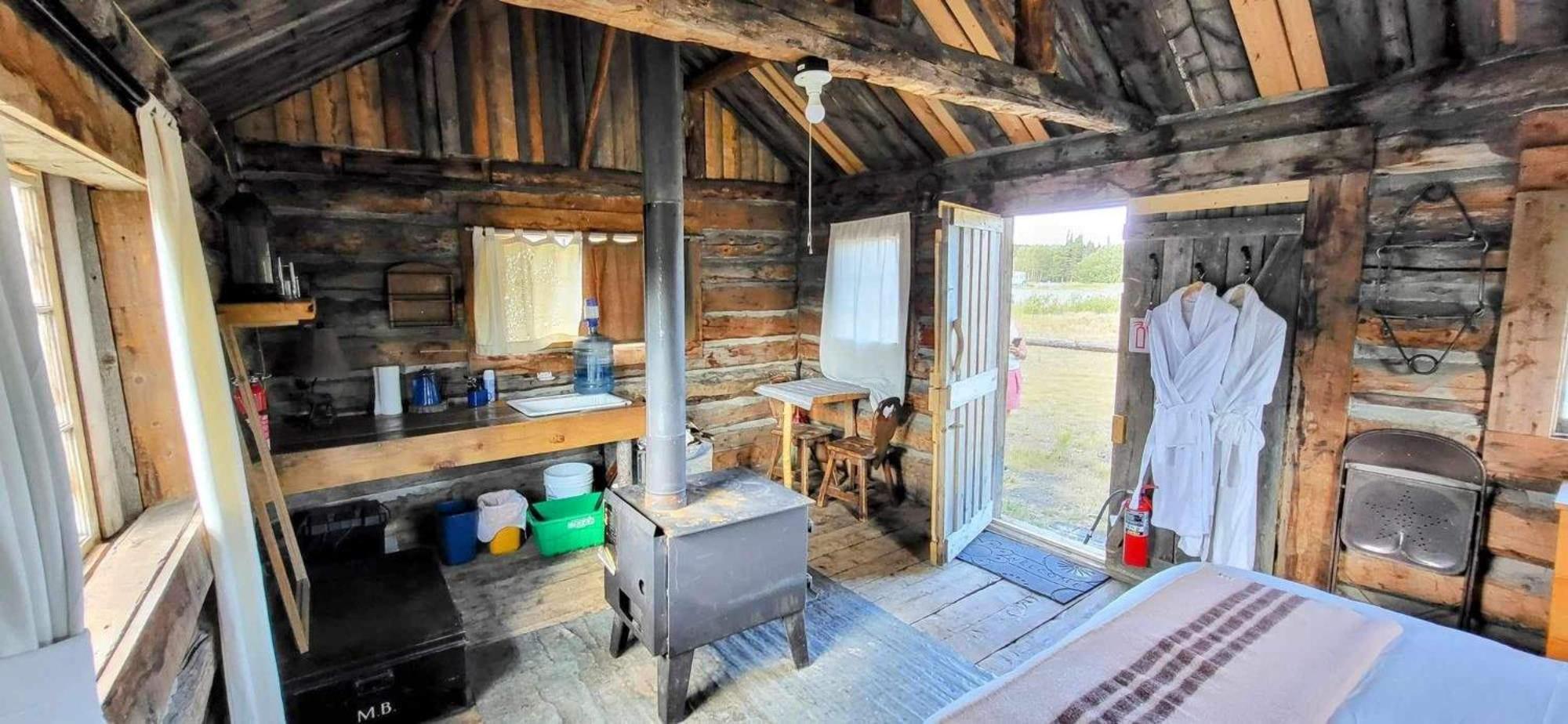 Mount Logan Ecolodge & Retreat Center Haines Junction Esterno foto