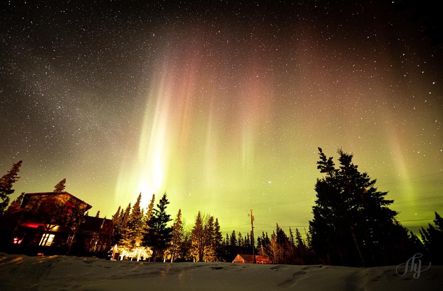 Mount Logan Ecolodge & Retreat Center Haines Junction Esterno foto