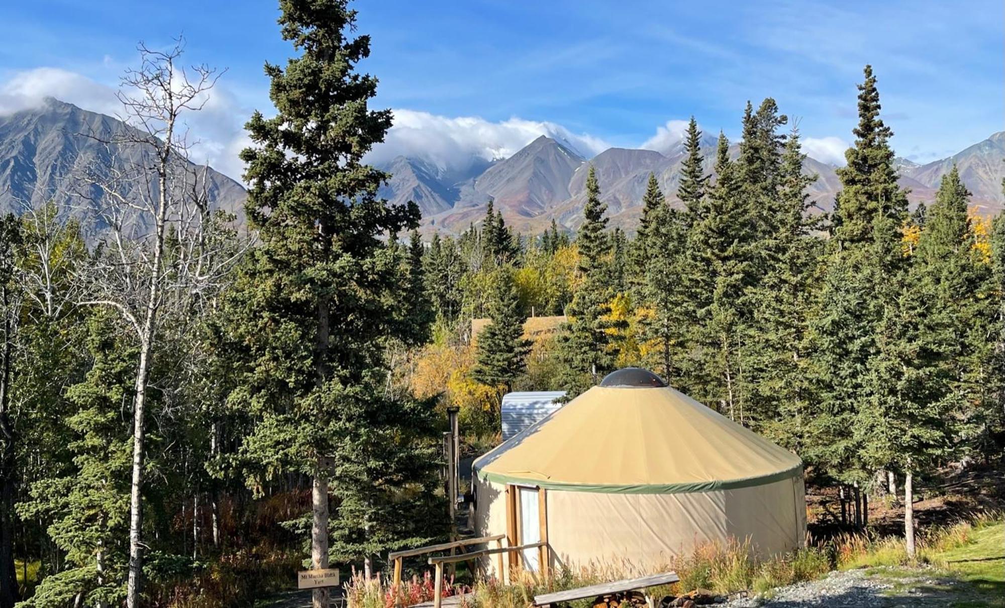 Mount Logan Ecolodge & Retreat Center Haines Junction Esterno foto